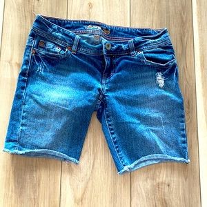VGUC American Eagle Size 4 Denim Cutoff Jean Shorts Teen Tween
